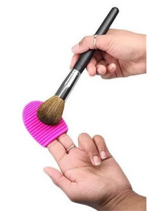 makiažo šepetėlių valiklis...